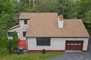 7198 Rimrock Dr, Tobyhanna, PA 18466 - Photo 3