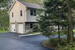 3124 Fern Rd, Pocono Summit, PA 18346 - Photo 5