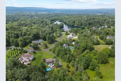  127 Stoneleigh Drive, East Stroudsburg, PA 18301 - Photo 67