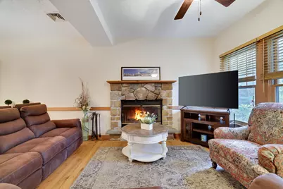  153 Pine Court, Tannersville, PA 18372 - Photo 7