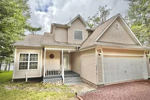 2505 Waterfront Dr, Tobyhanna, PA 18466 - Photo 1