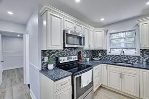 3109 Snowden Dr, Bushkill, PA 18324 - Photo 7