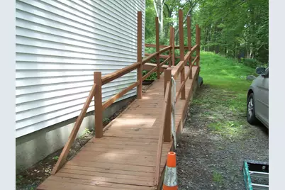  139 Davis Circle, Bushkill, PA 18324 - Photo 3