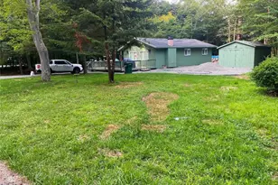 9379 Fairmount Way, Tobyhanna, PA 18466 - Photo 3