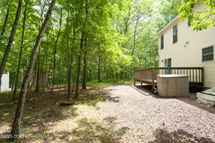 3216 Carlisle Ct, Bushkill, PA 18324 - Photo 33
