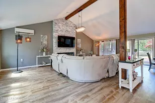 103 Malory Ct, Blakeslee, PA 18610 - Photo 5