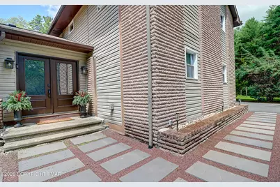  103 Malory Court, Blakeslee, PA 18610 - Photo 3