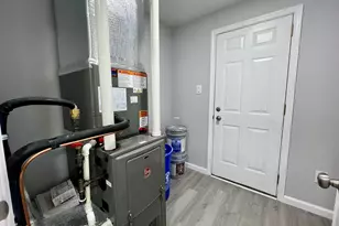 182 State St, East Stroudsburg, PA 18301 - Photo 25