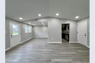  182 State Street, East Stroudsburg, PA 18301 - Photo 7