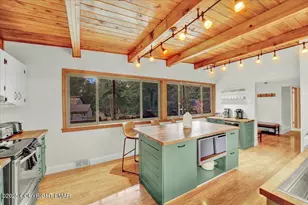 72 Forest Dr, Lake Harmony, PA 18624 - Photo 7