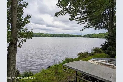  72 Lake Dr West, Clifton Township, PA 18424 - Photo 3