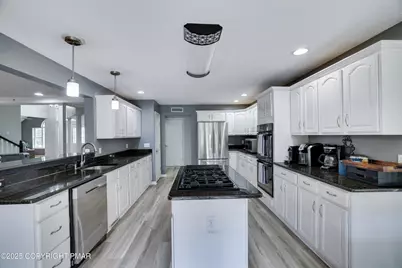  343 High Country Drive, Blakeslee, PA 18610 - Photo 9