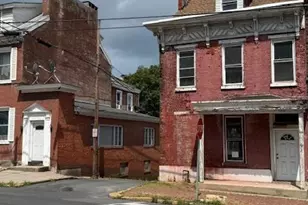 622 Mahantongo St St, Pottsville, PA 17901 - Photo 3