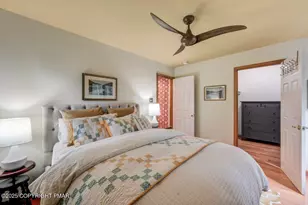 5581 Woodland Ave, Pocono Pines, PA 18350 - Photo 11