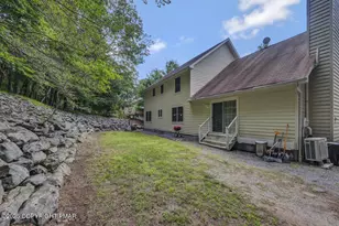 354 Eastshore Dr, East Stroudsburg, PA 18301 - Photo 77