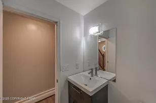 354 Eastshore Dr, East Stroudsburg, PA 18301 - Photo 17