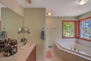 649 Snow Hill Rd, Cresco, PA 18326 - Photo 17