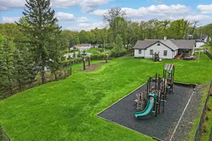 119 Falls Dr, Buck Hill Falls, PA 18323 - Photo 59