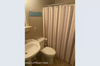  128 Long View Lane, Pocono Pines, PA 18350 - Photo 11