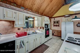 2186 Woodhaven Dr, Saylorsburg, PA 18353 - Photo 35