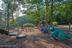 461 Somerset Dr, East Stroudsburg, PA 18301 - Photo 41