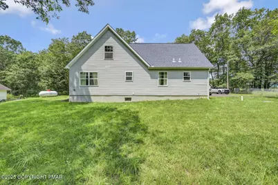  207 Game Lane, Blakeslee, PA 18610 - Photo 3