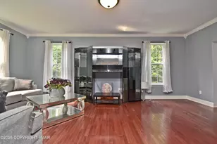 387 Shawnee Valley Dr, East Stroudsburg, PA 18302 - Photo 7