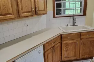 260 Johnson Hl Rd, Glenville, PA 18441 - Photo 9