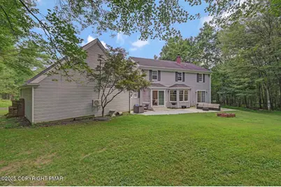  155 Kimberleigh Court, East Stroudsburg, PA 18301 - Photo 13