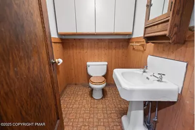  5202 Woodland Avenue, Pocono Pines, PA 18350 - Photo 39