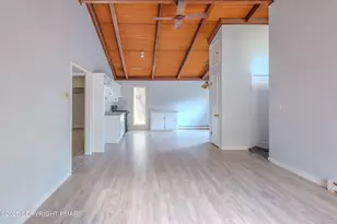 4774 Pine Ridge Dr W Dr, Bushkill, PA 18324 - Photo 17