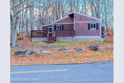  4774 Pine Ridge Dr W Drive, Bushkill, PA 18324 - Photo 9