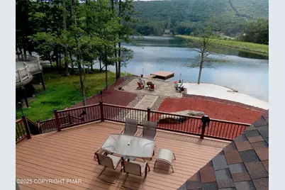  336 W Lake Valley Drive, Hazleton, PA 18202 - Photo 3