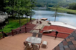 336 W Lake Valley Dr, Hazleton, PA 18202 - Photo 3