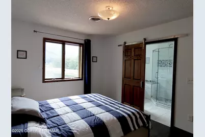  336 W Lake Valley Drive, Hazleton, PA 18202 - Photo 35