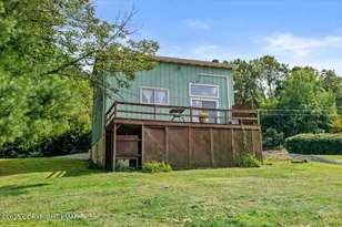 1553 Middle Rd, Stroudsburg, PA 18360 - Photo 9