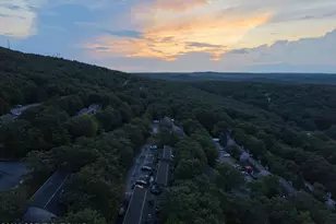 217 Cross Country Ln, Tannersville, PA 18372 - Photo 9