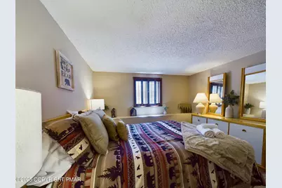  217 Cross Country Lane, Tannersville, PA 18372 - Photo 7