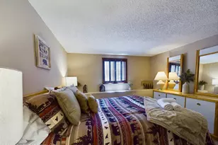 217 Cross Country Ln, Tannersville, PA 18372 - Photo 7