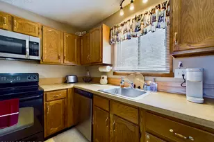 217 Cross Country Ln, Tannersville, PA 18372 - Photo 13