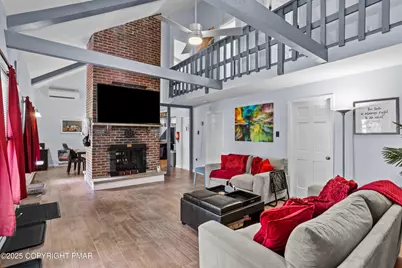  230 Greenbriar Circle, Tobyhanna, PA 18466 - Photo 5