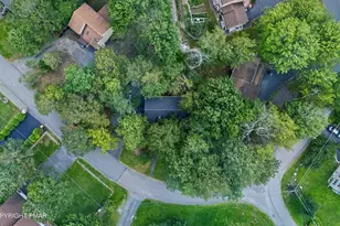 230 Greenbriar Cir, Tobyhanna, PA 18466 - Photo 21