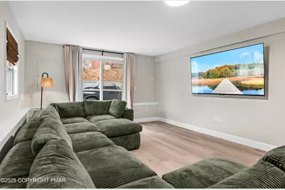  558 Clearview Drive, Long Pond, PA 18334 - Photo 9