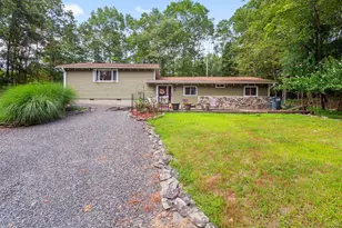 349 Carnation Rd, East Stroudsburg, PA 18302 - Photo 3