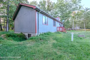 4165 Pne Rdg Dr, Bushkill, PA 18324 - Photo 11