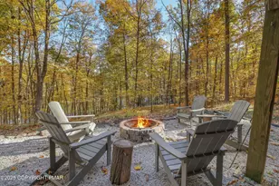 2463 Larkspur Dr, Stroudsburg, PA 18360 - Photo 9