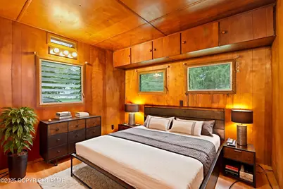  1 Oakland Avenue, East Stroudsburg, PA 18301 - Photo 13