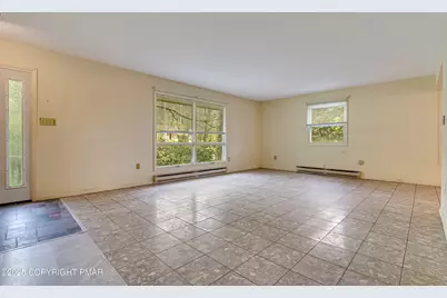  129 Winona Road, Mount Pocono, PA 18344 - Photo 9