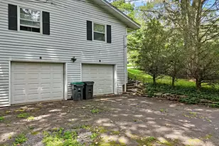 129 Winona Rd, Mount Pocono, PA 18344 - Photo 49