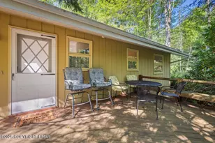 304 Foxglove Pl, Pocono Pines, PA 18350 - Photo 7